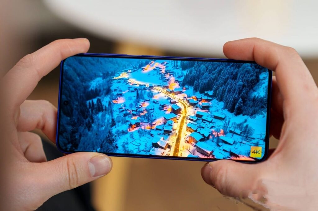 Samsung Galaxy S25 HQ+ Display Review