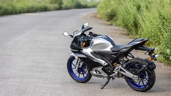 Yamaha R15 V4: Performance and Ride Quality
