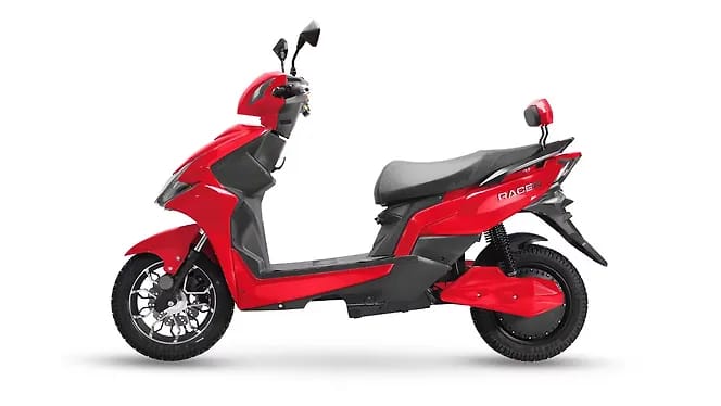 Odysse Racer Electric Scooter: Powerful 1200W Motor with 45kmph Speed at ₹1,00,450