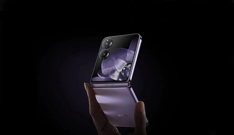 Xiaomi Mix Flip 2 Launch Review: 1.5K AMOLED, 8K Camera & Big Battery at ₹1.05 Lakh