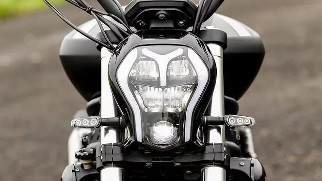 Benelli 502C Engine and Performance