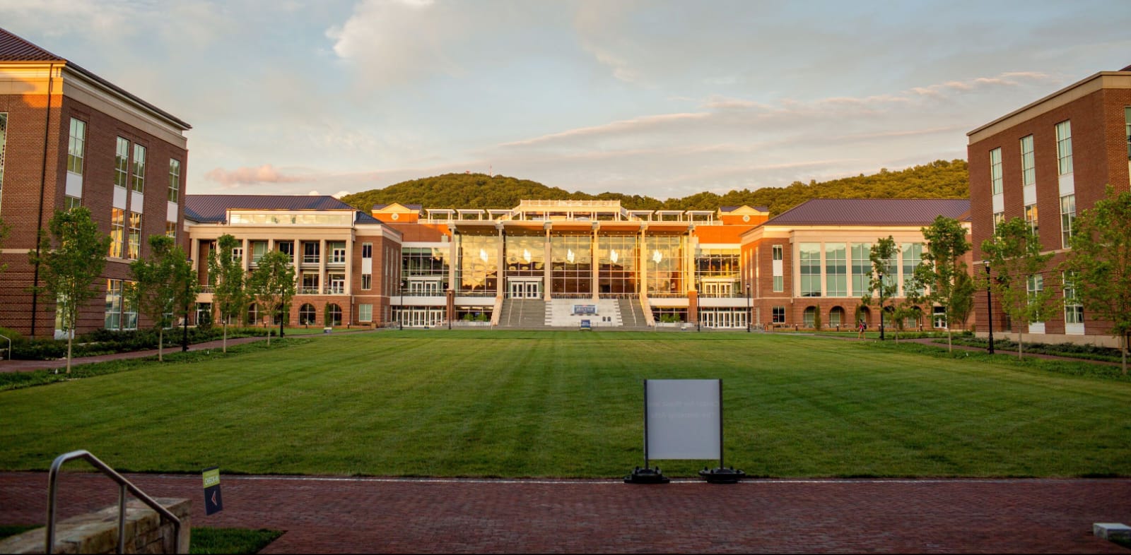 Liberty University Courses and Popular Programs in 2025