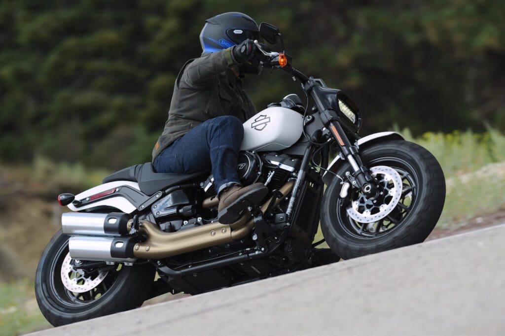 Sporty Setup Despite Heavy Weight