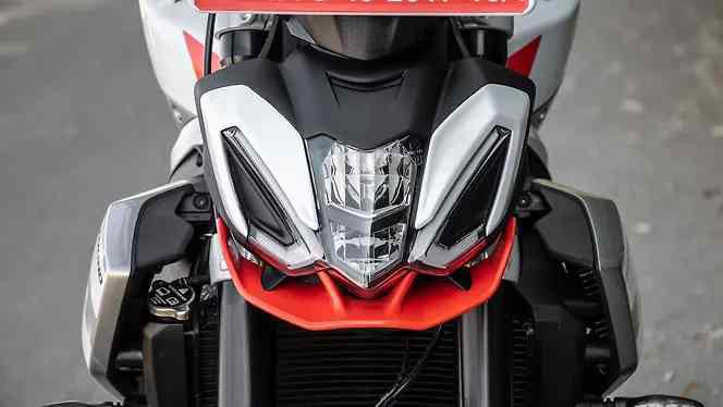 Aprilia Tuono 457 Back Look
